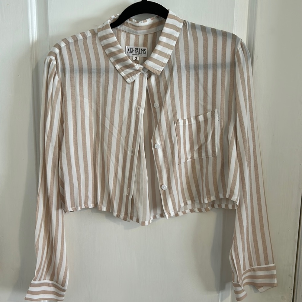 Long sleeve crop top